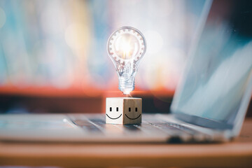 厚德载物 厚积薄发什么意思